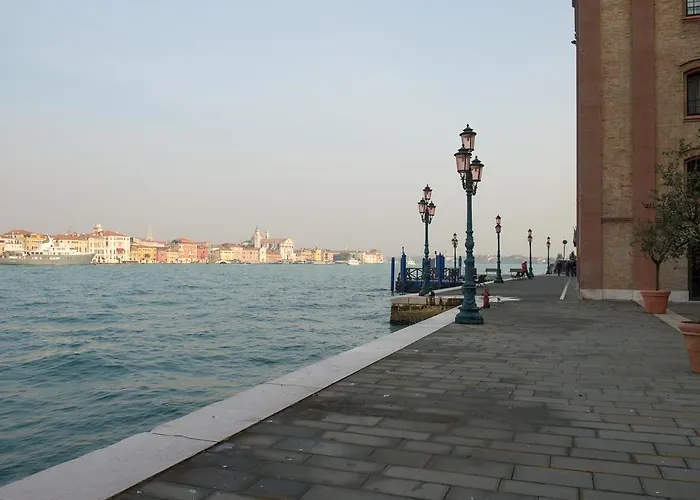 Residenza Giudecca Molino Stucky *