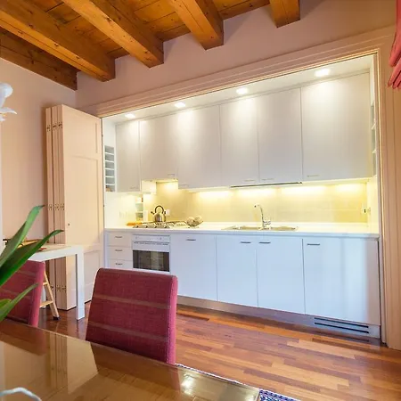 Residenza Giudecca Molino Stucky Venedik